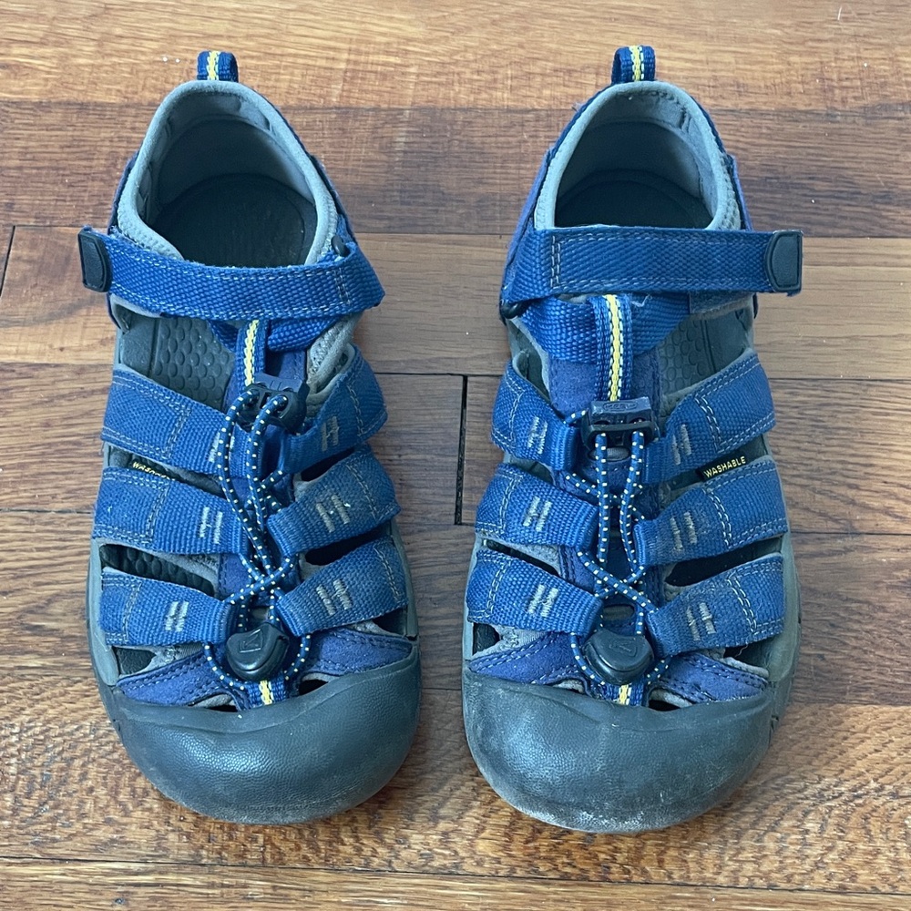 Keen Big Kids Navy Blue Newport H2 Sandals